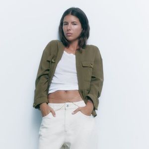 Open-ruffle jacket